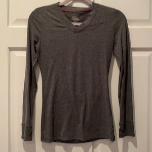Long sleeve v-neck